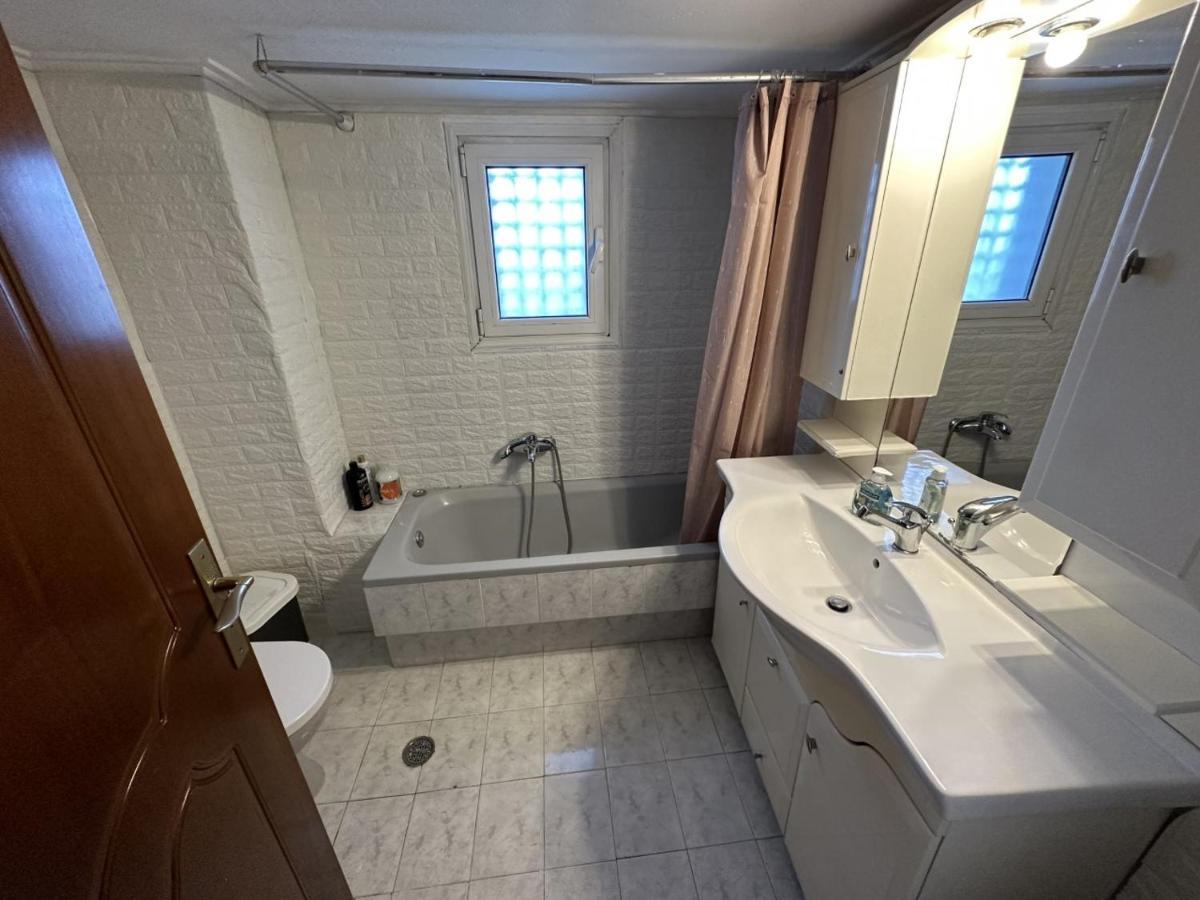 Alimos Marina Huge 3Bd Apartment Athens Exterior photo
